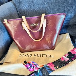 Louis Vuitton Violet Vernis
Bellevue PM